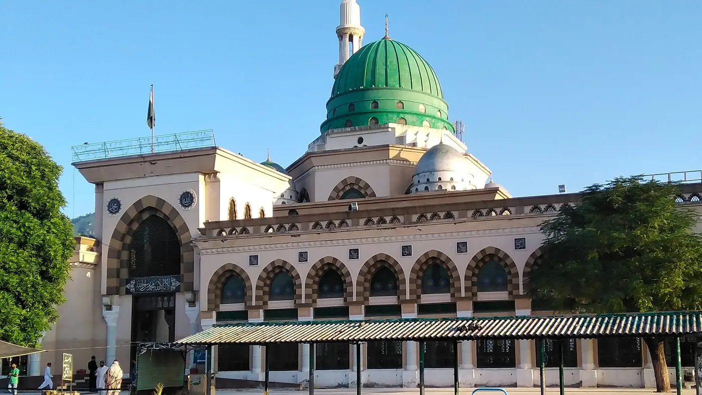 Shrine Of Hazrat Imam Bari Sarkar