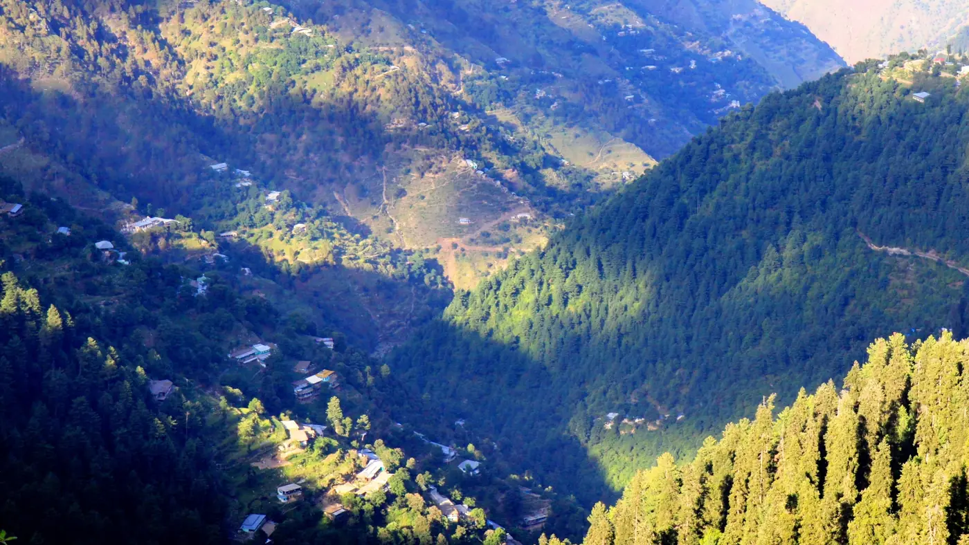 Bhurban, Pakistan 01 by Aizad Sayid