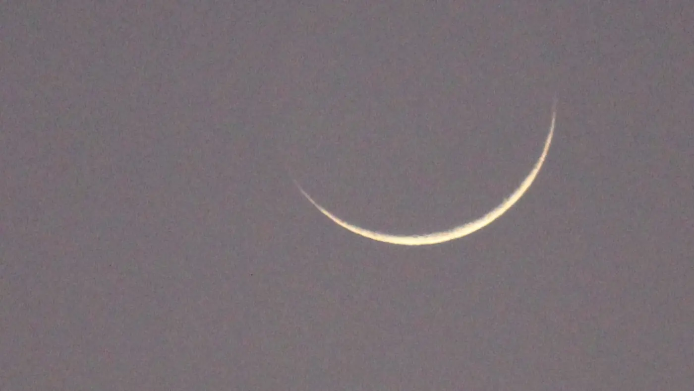 Moon crescent on the eve of Eid on 24 may, Chand Raat