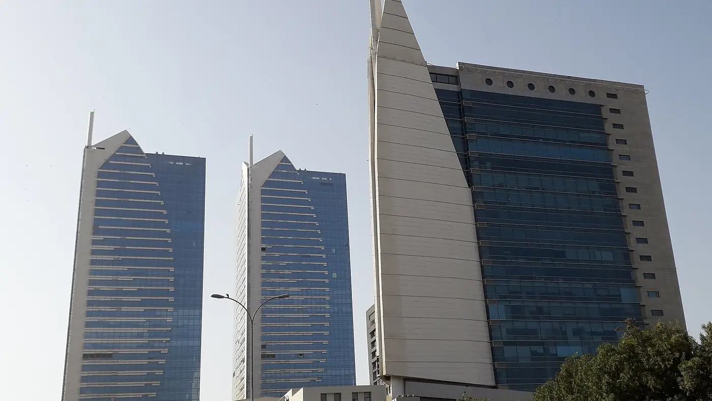 Dolmen Twin Towers Karachi, Clifton