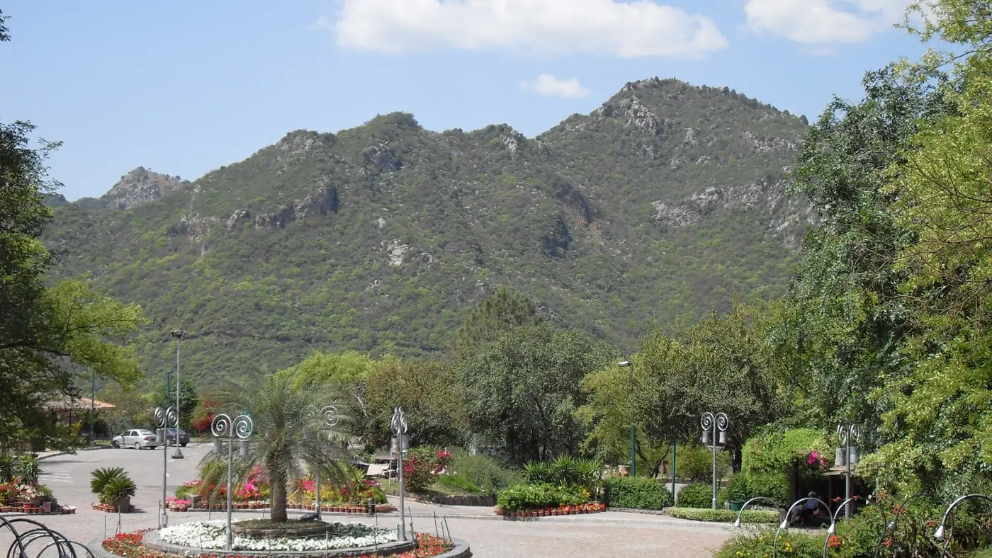 Daman-e-Koh, Punjab & Islamabad