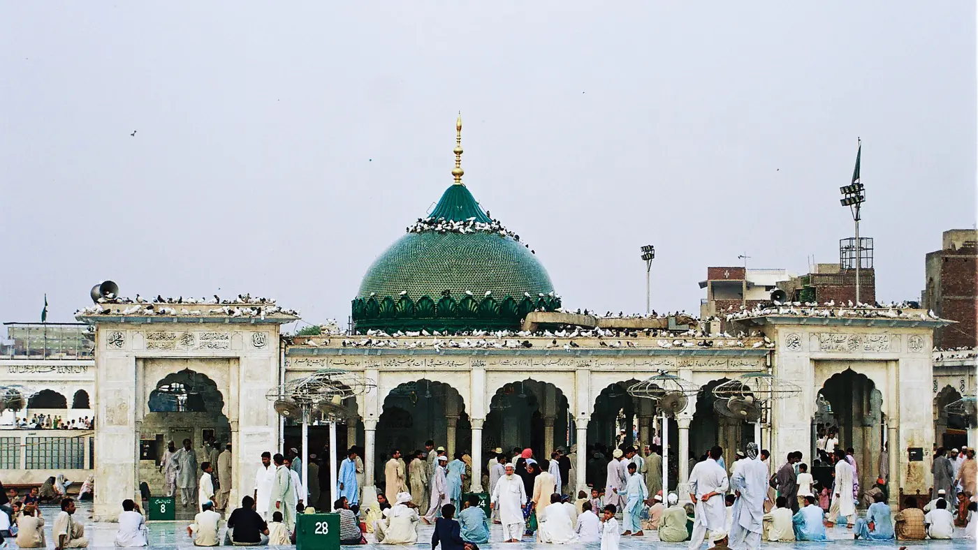 Data Darbar, Punjab & Islamabad