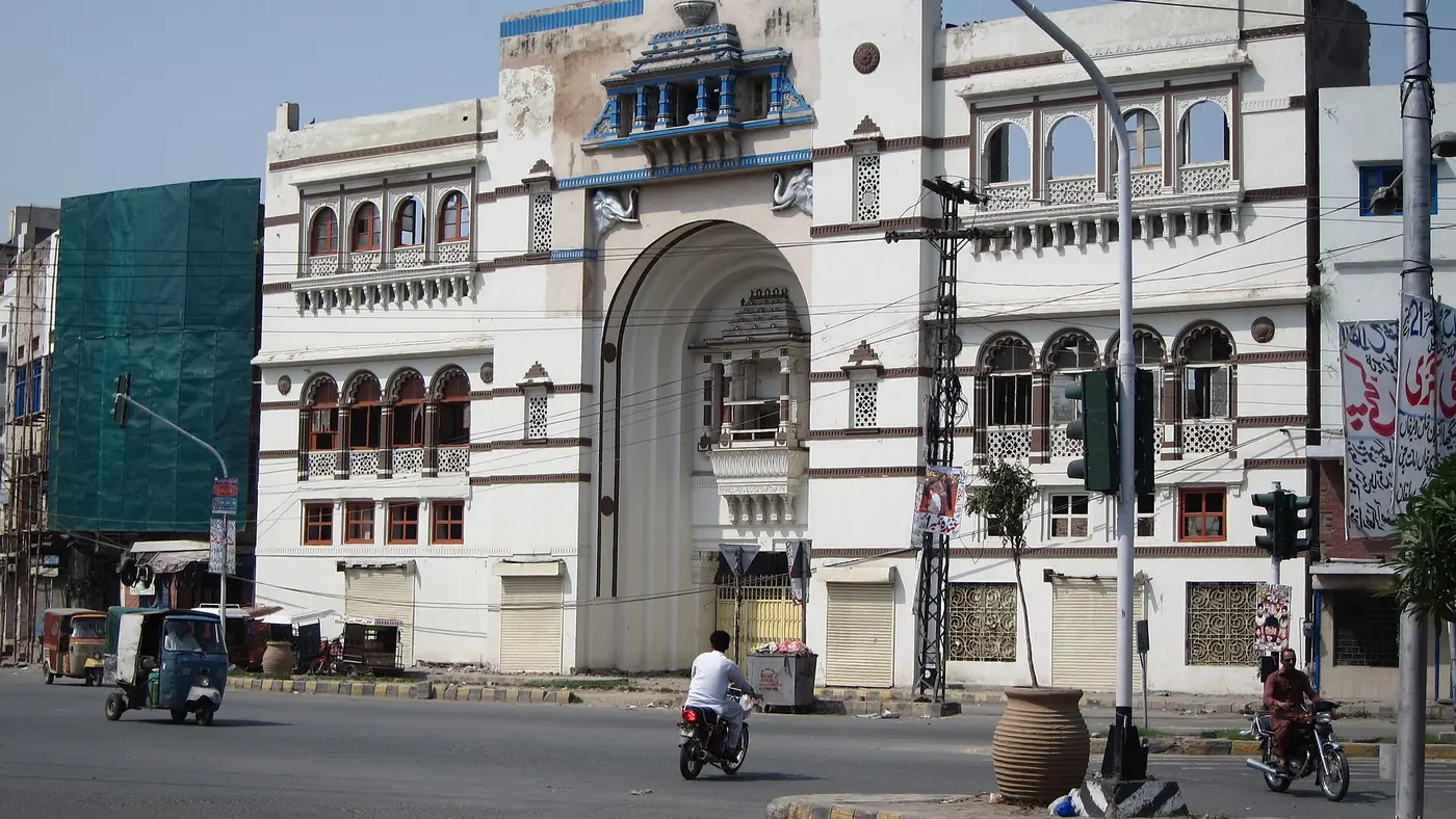 Lakshmi Building, Lakshmi Chowk, Lahore