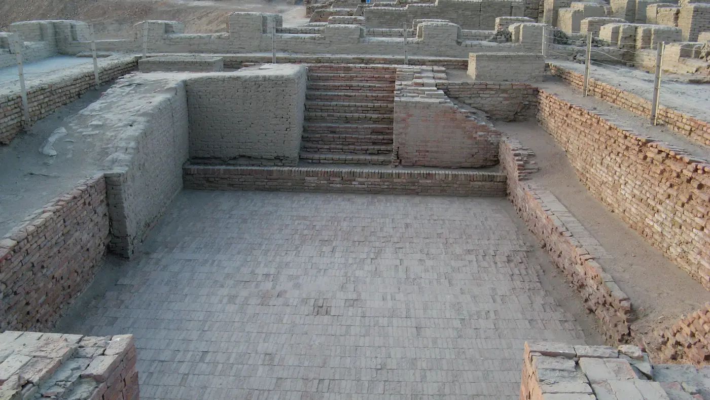 Mohenjodaro bath, Mohenjo-daro