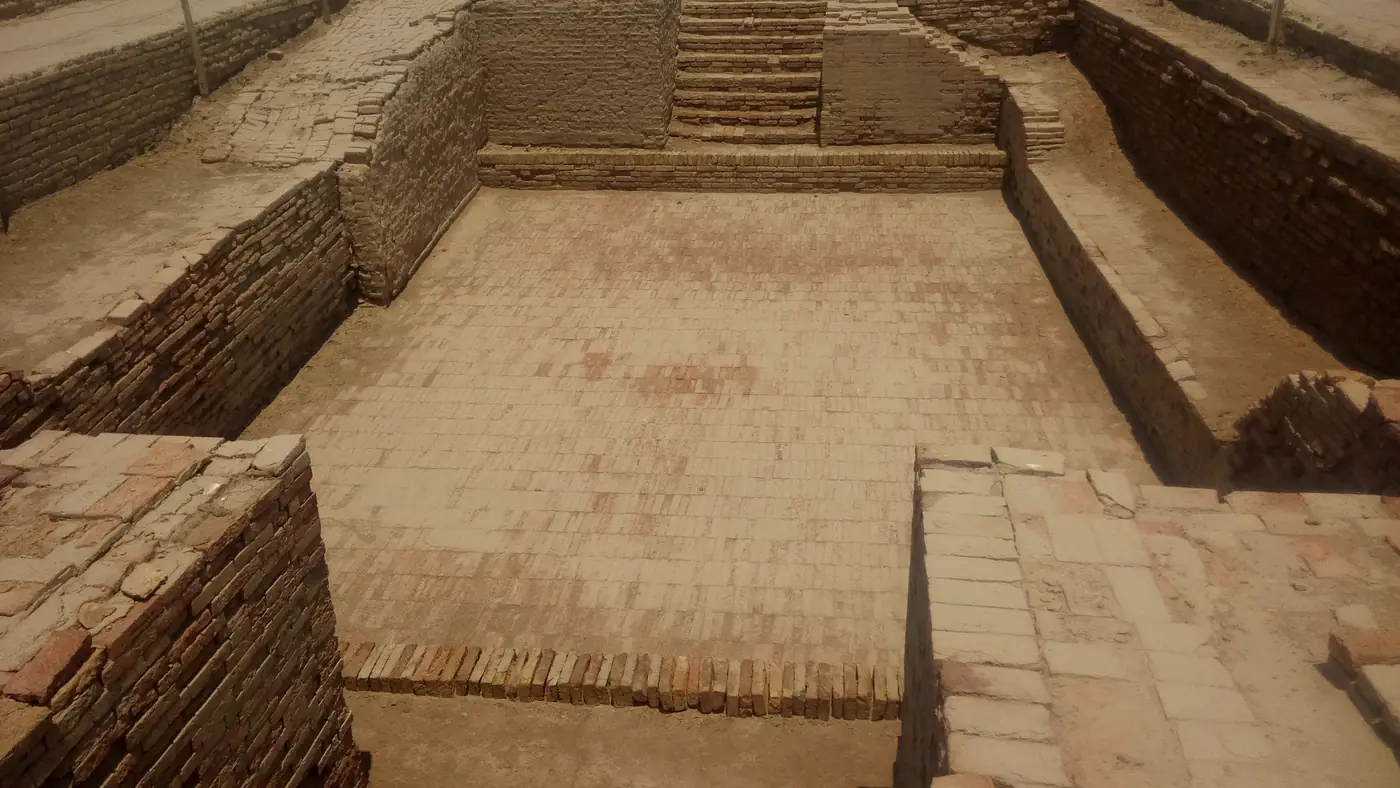 Great Bath, Mohenjo-daro 20160806 JYN