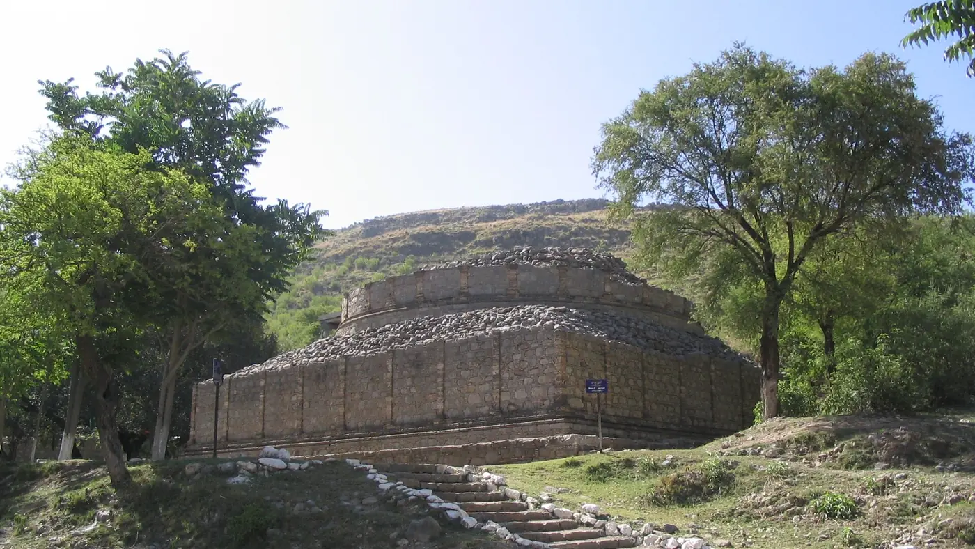 Mohra moradu stupa