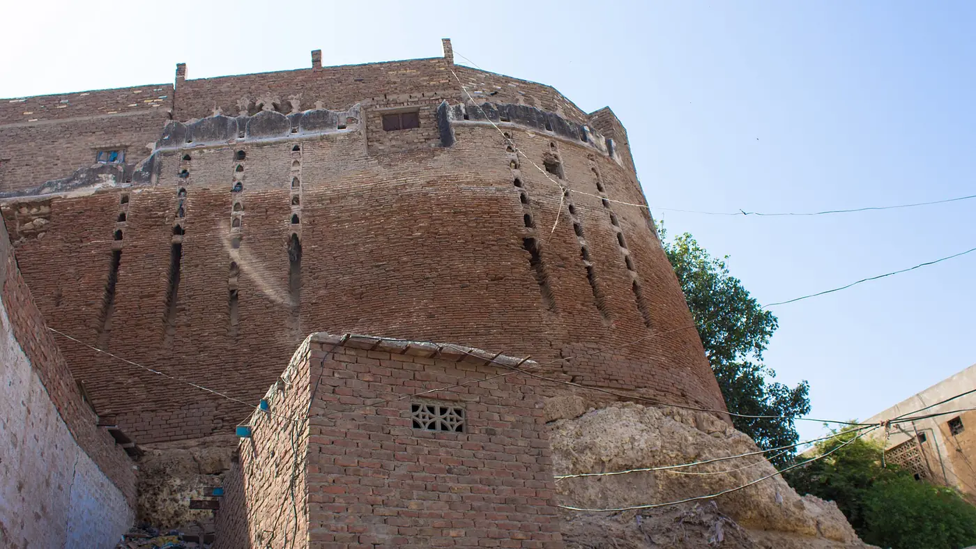 Remains of the Fort Wall - Pacco Qillo, Pakka Qila
