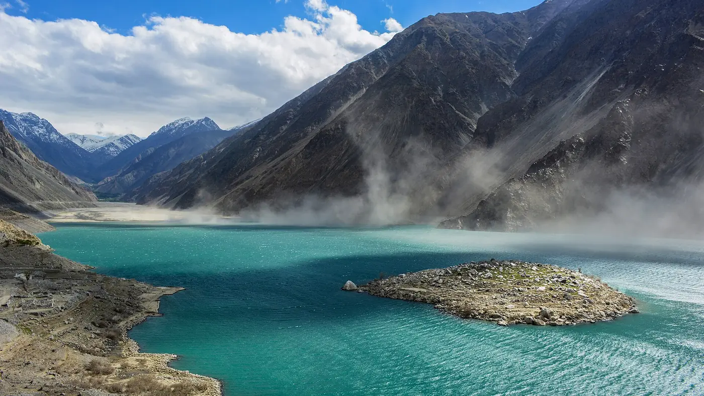Sadpara, Gilgit-Baltistan