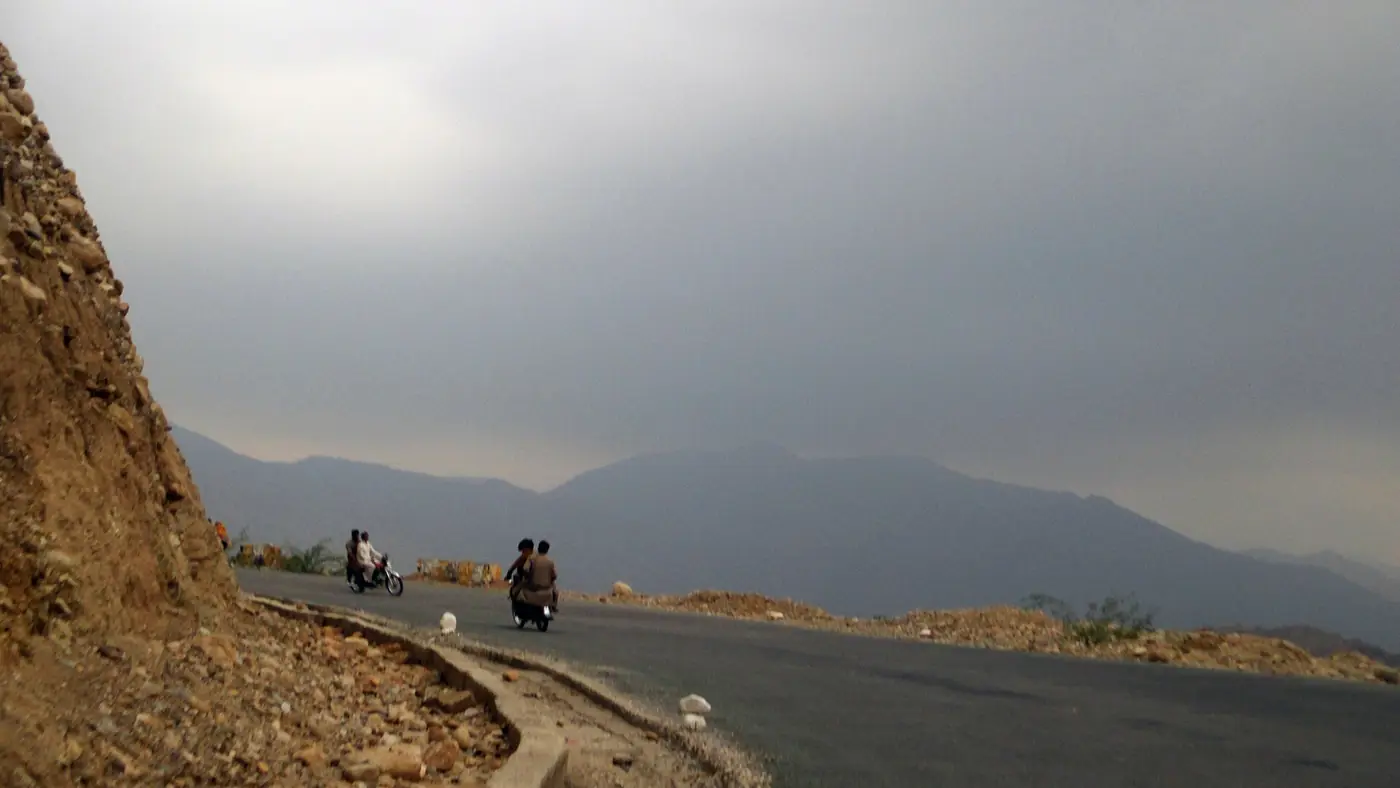 Way towards Fort Manru from Sakhi Sarwar, Dera Ghazi Khan