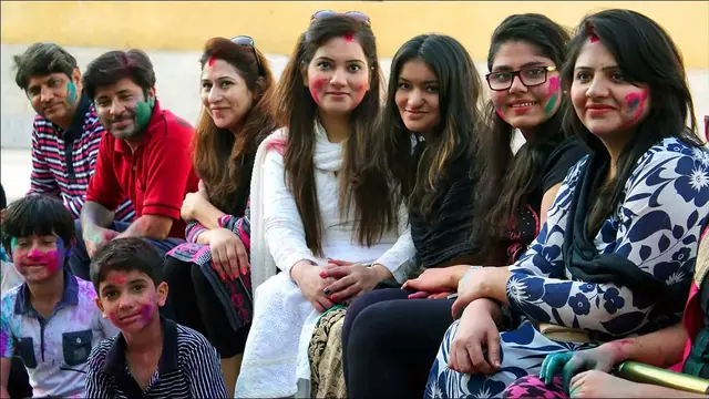 Hindus Pakistan Holi