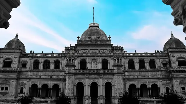 Sadiq Garh Palace
