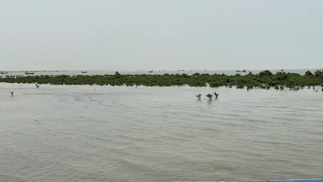 Sonmiani Bay