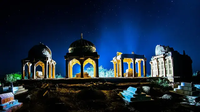 Tombs Of Talpur Royal Mirs Of Mirpurkhas Sindh At Chitori Graveyard