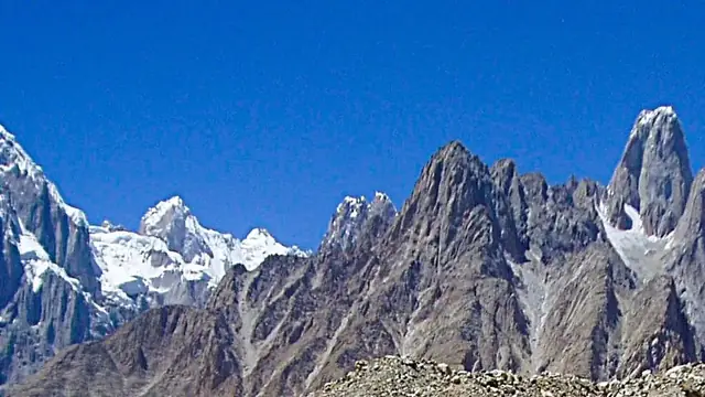 Piaju Peak, Uli Biaho