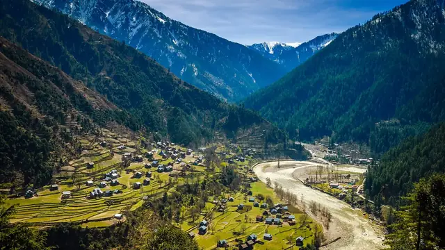 Neelum Valley view at Keran 2015-03-23 A, Upper Neelum