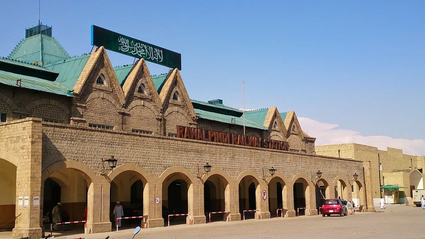 Rawalpindi railway station, Where to Stay in Rawalpindi